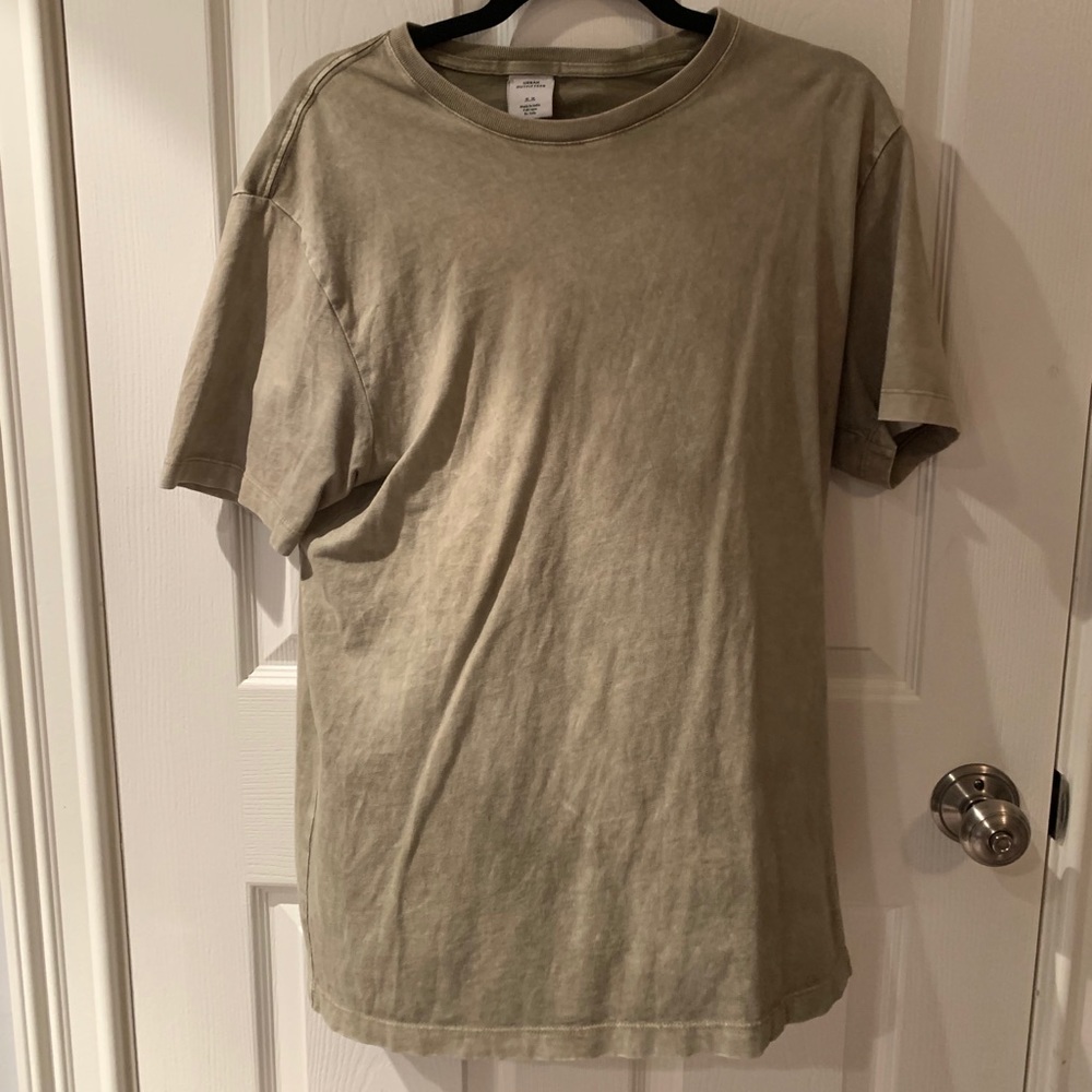 Urban outfitters tee